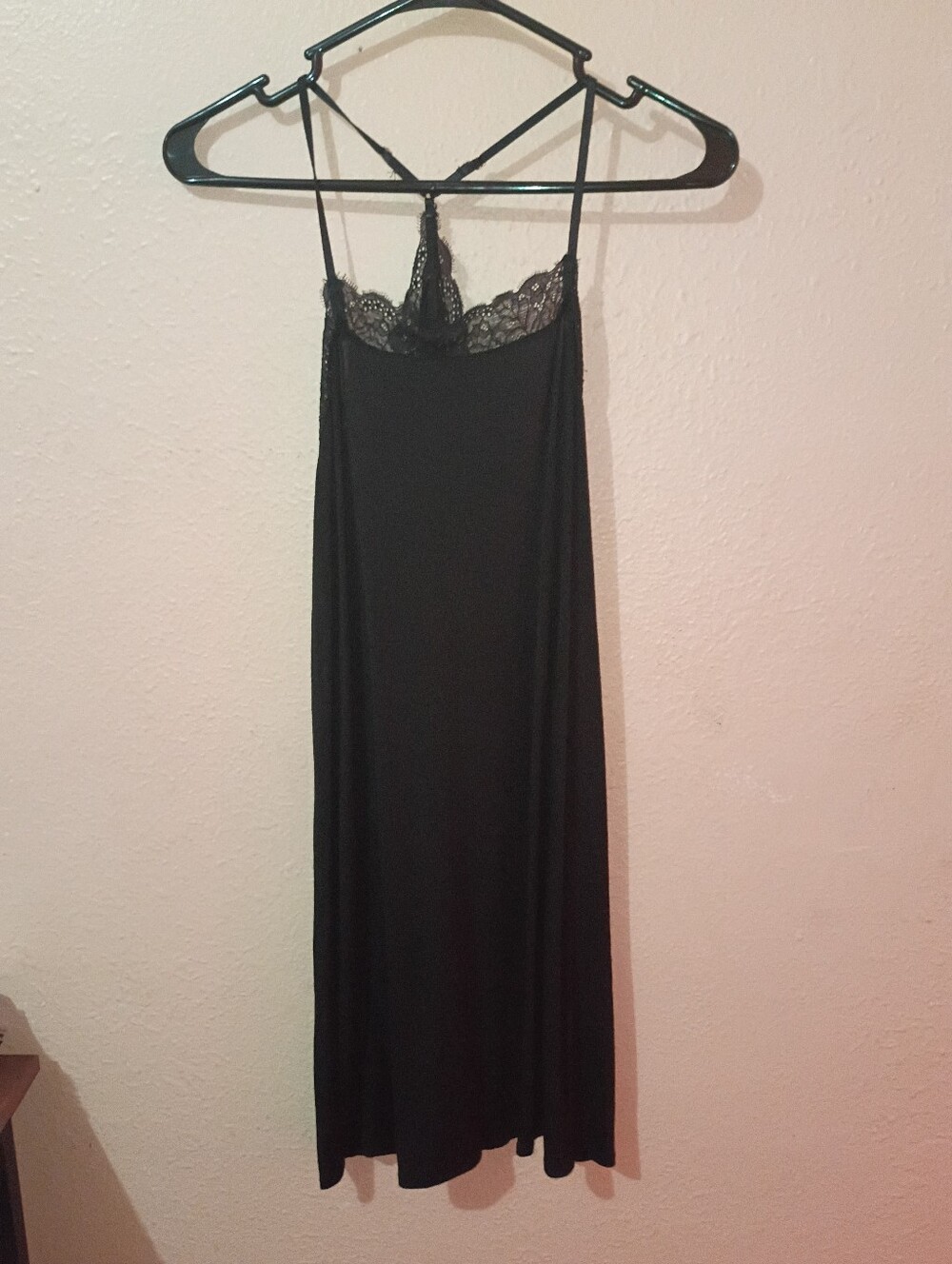 ๐ 8/$10 SALE Gilligan & O'Malley Size Small Black Lace-Trim Chemise